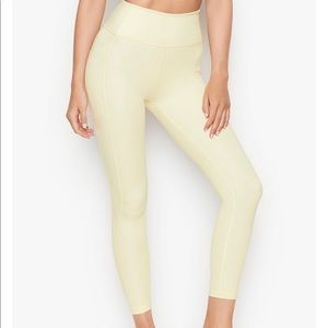 Victoria’s Secret Essential Leggings with Pockets